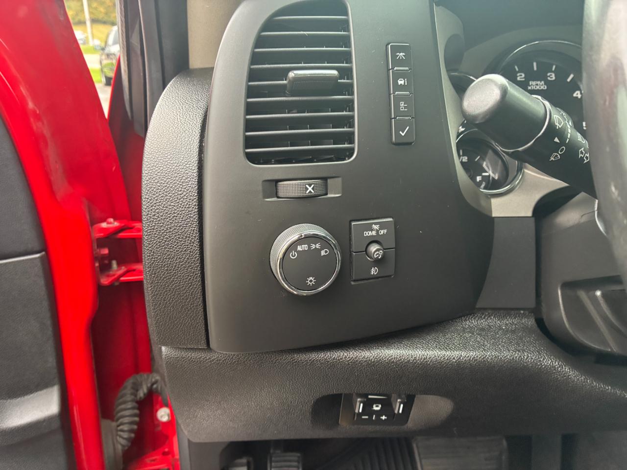 Chevrolet Silverado 2500HD LT Crew Cab 4WD 2014