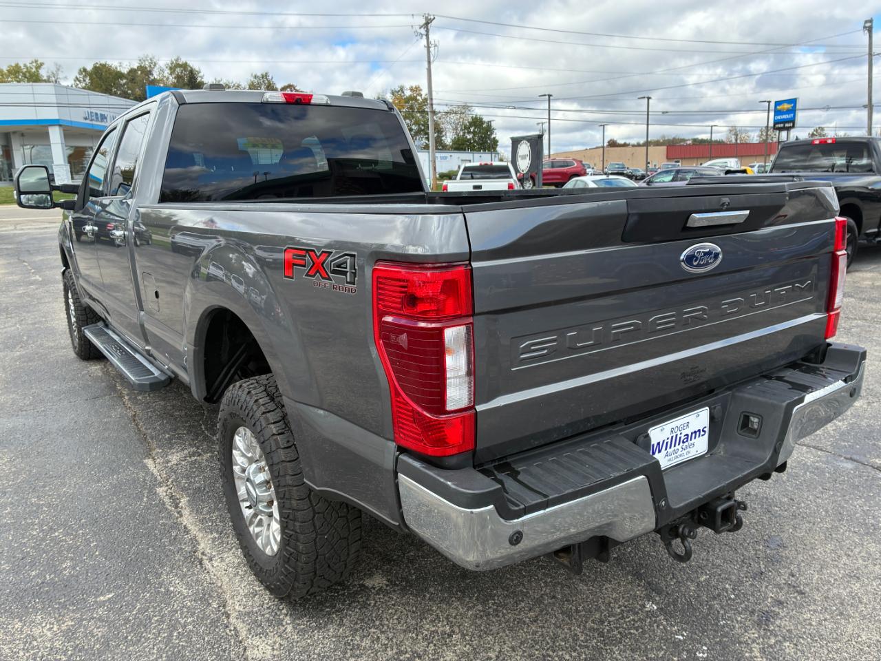 Ford F-350 SD XLT Crew Cab Long Bed 4WD 2022