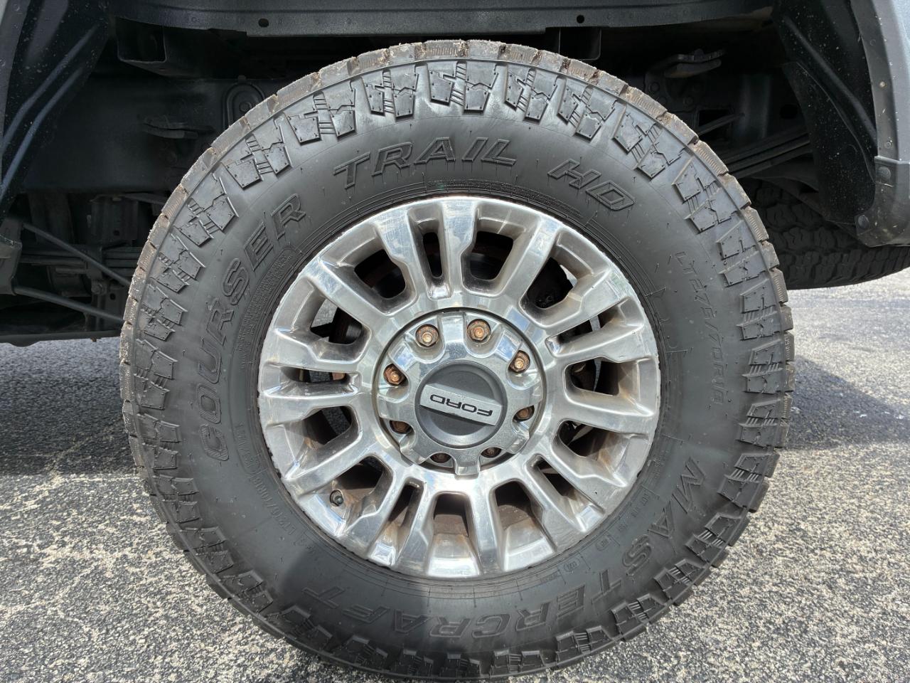 Ford F-350 SD XLT Crew Cab Long Bed 4WD 2022