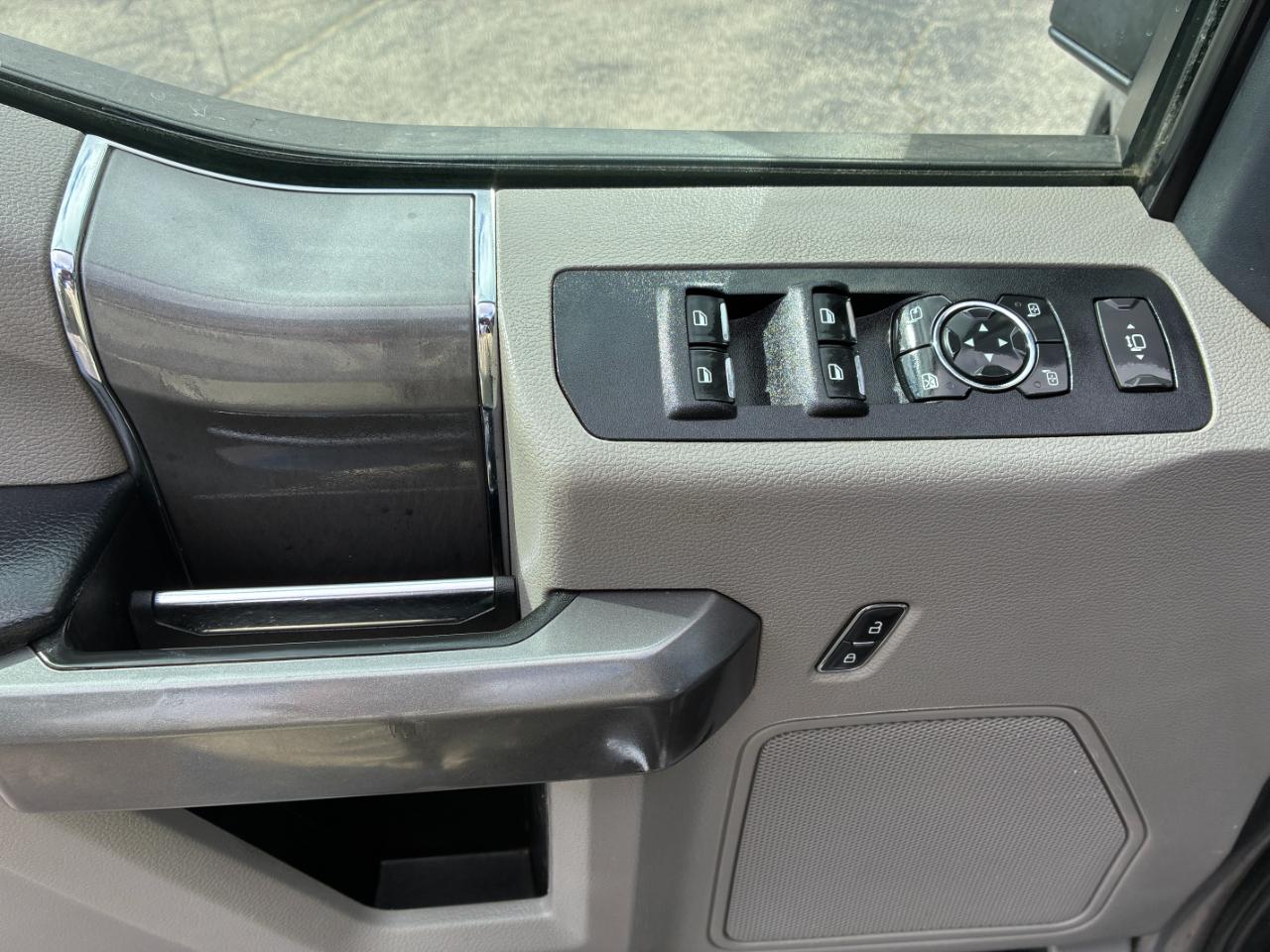 Ford F-350 SD XLT Crew Cab Long Bed 4WD 2022