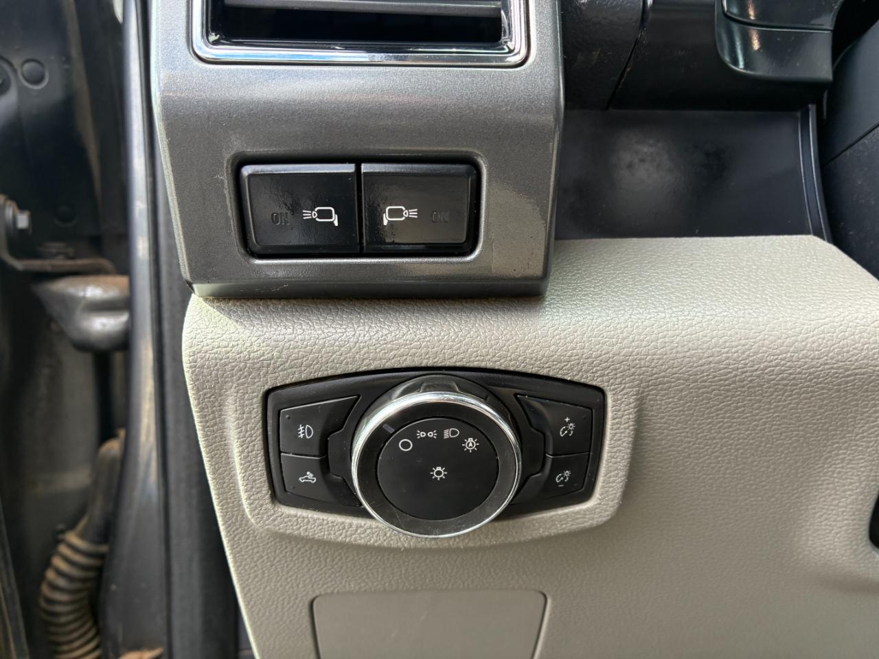 Ford F-350 SD XLT Crew Cab Long Bed 4WD 2022