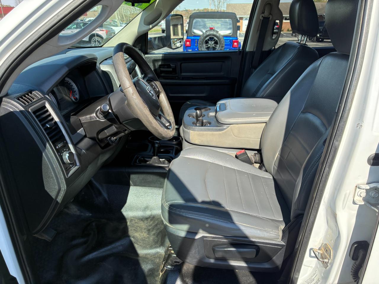 RAM 3500 Crew Cab 4WD DRW 2014