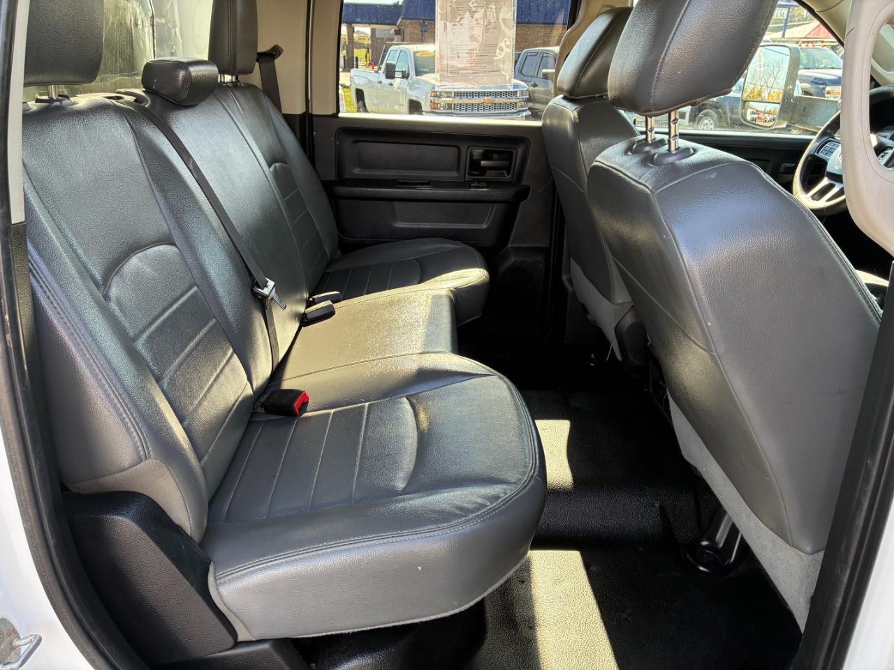 RAM 3500 Crew Cab 4WD DRW 2014