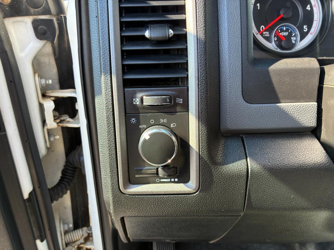 RAM 3500 Crew Cab 4WD DRW 2014