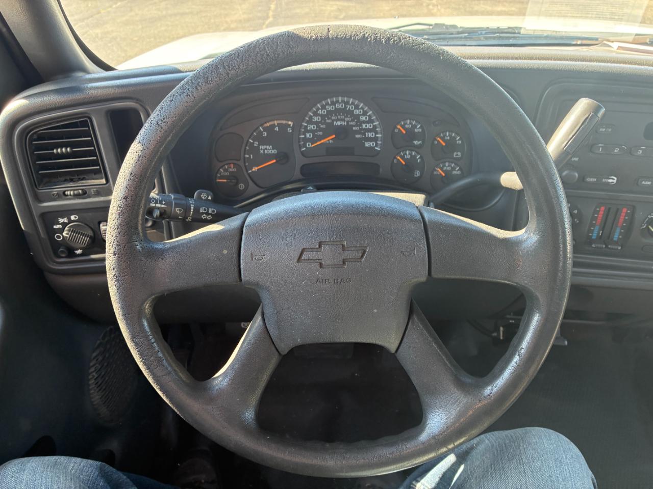 Chevrolet Silverado 3500 Regular Cab 2WD 2004