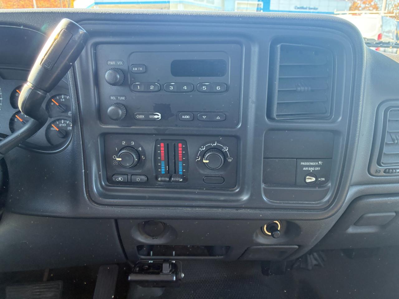 Chevrolet Silverado 3500 Regular Cab 2WD 2004