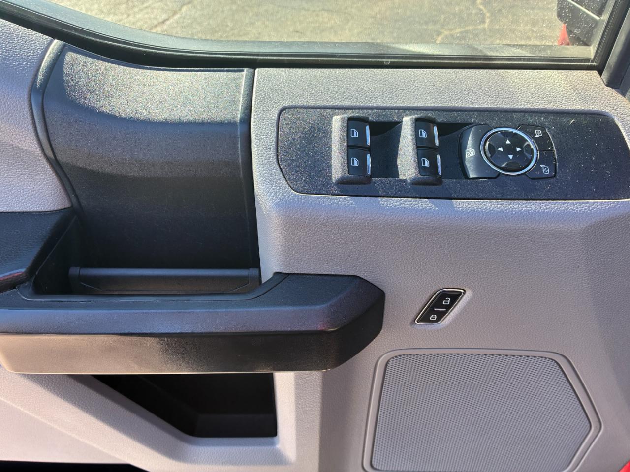 Ford F-250 SD XL Crew Cab 4WD 2019