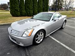 2004 Cadillac XLR  2004 Cadillac XLR