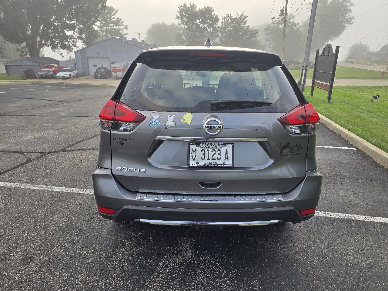 Nissan Rogue S 2WD 2018 Nissan Rogue S 2WD 2018