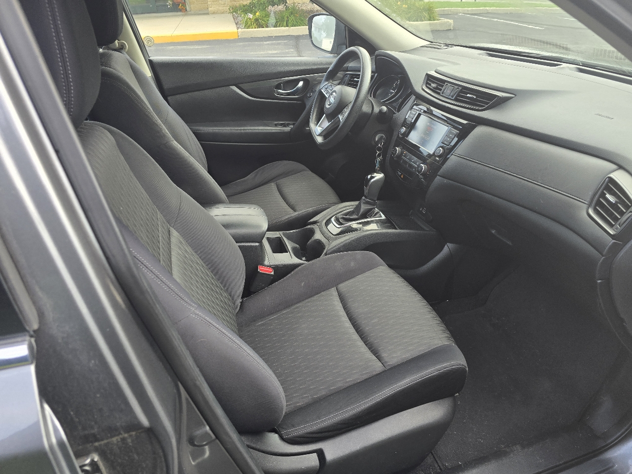 Nissan Rogue S 2WD 2018 Nissan Rogue S 2WD 2018