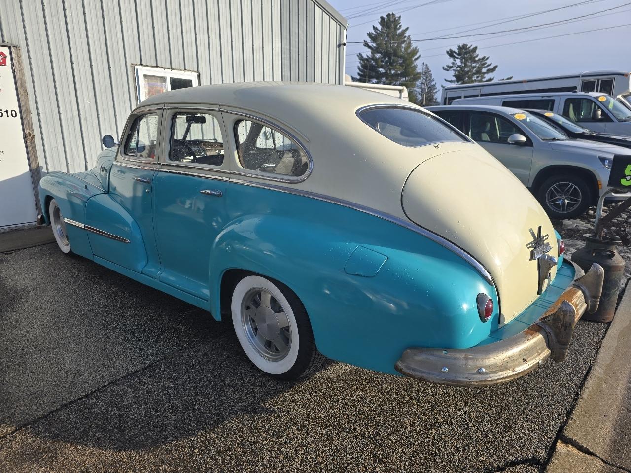 Pontiac Streamliner Silver Streak 1948