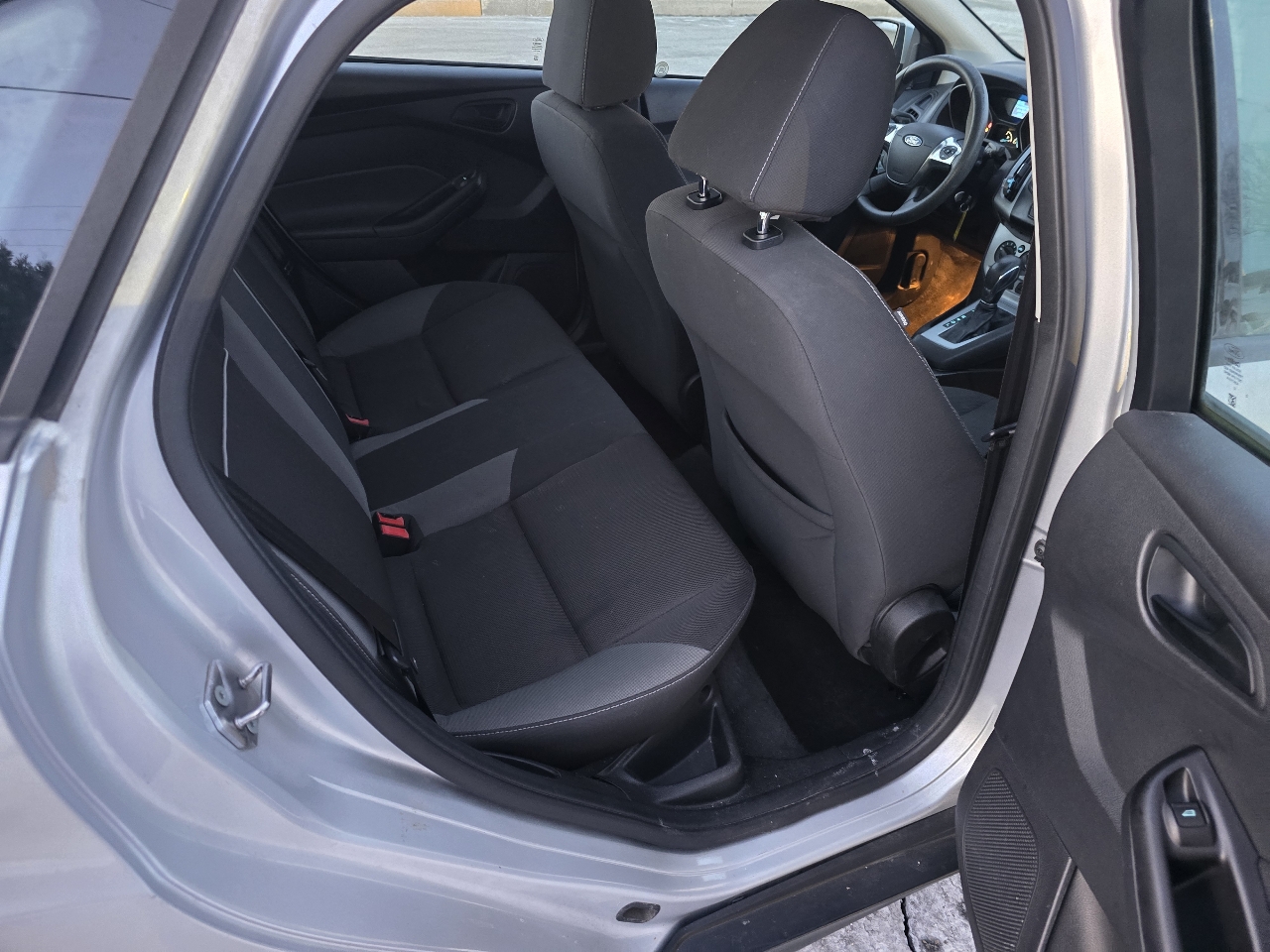 Ford Focus SE Sedan 2012