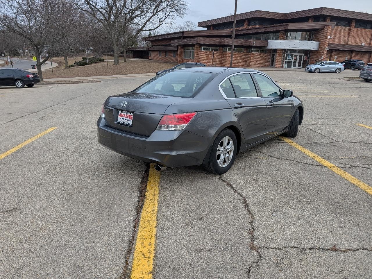 Honda Accord LX-P Sedan AT 2009