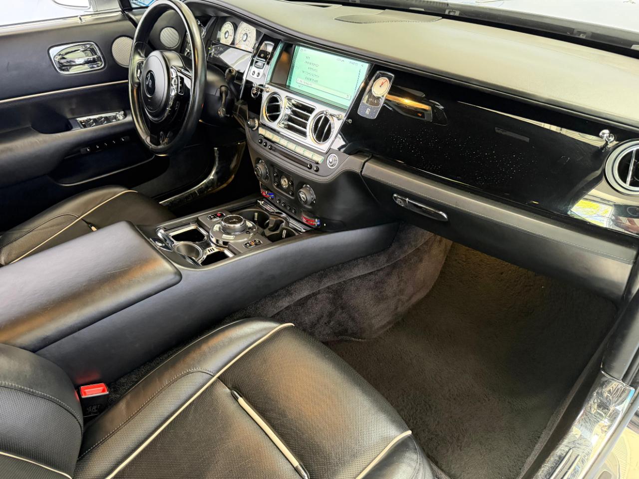2016 Rolls-Royce Wraith Base - Photo 27
