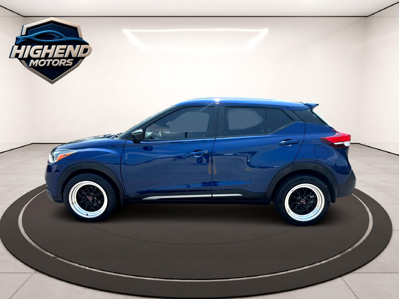 2019 Nissan Kicks SR photo 3