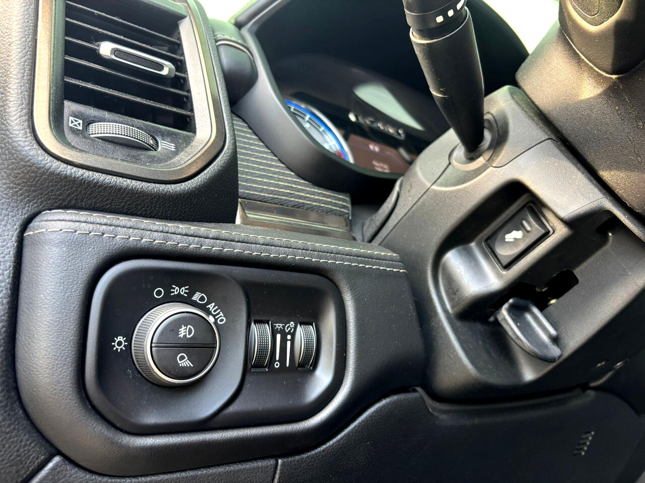 RAM 2500 Limited Mega Cab 4WD 2020