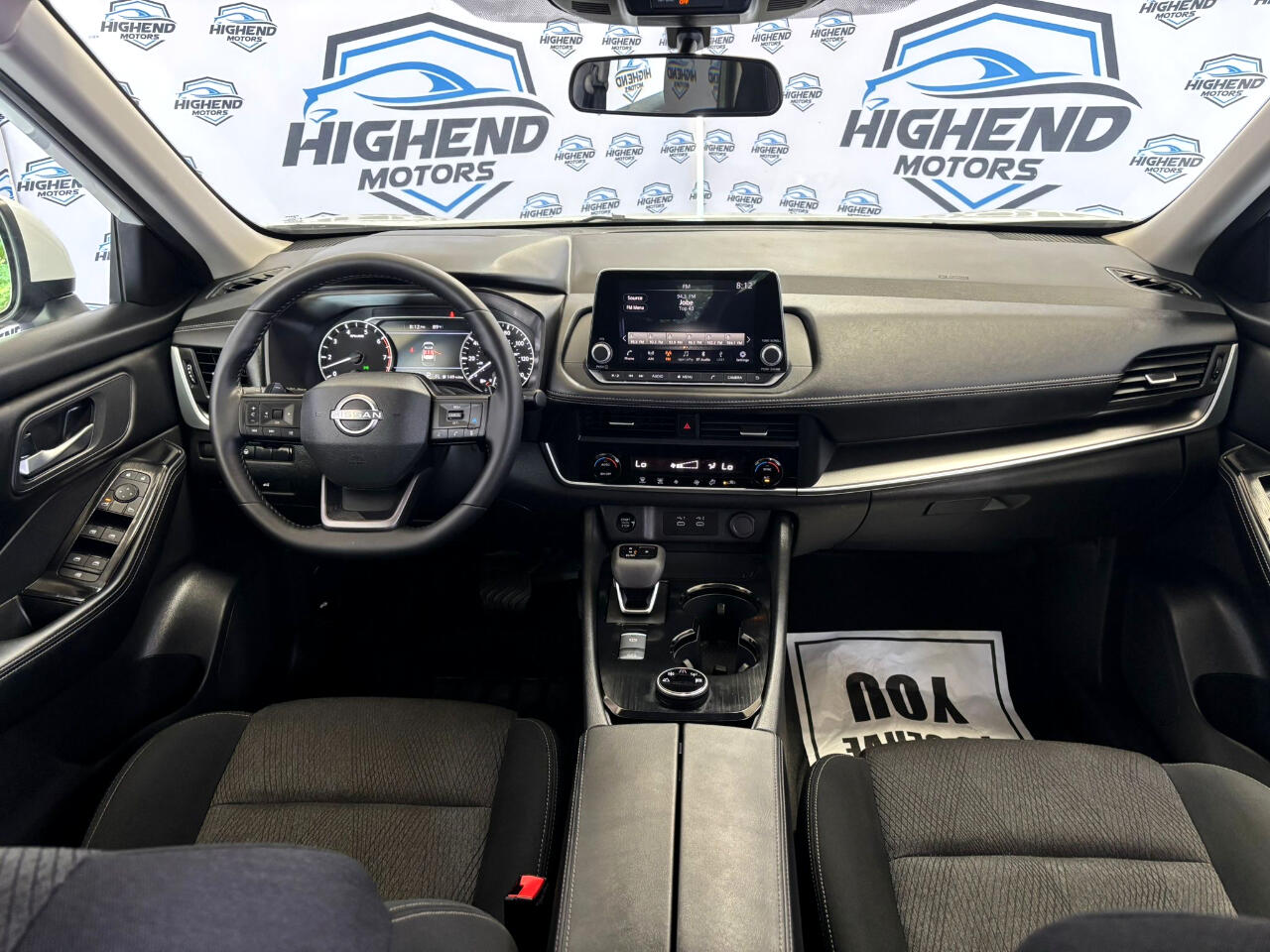 2025 Nissan Rogue SV AWD photo 23