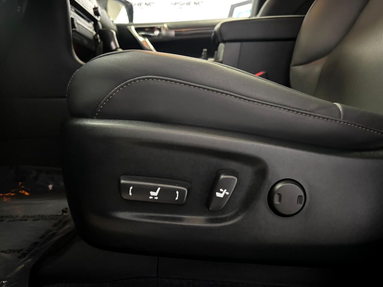 2022 Lexus GX 460 photo 14