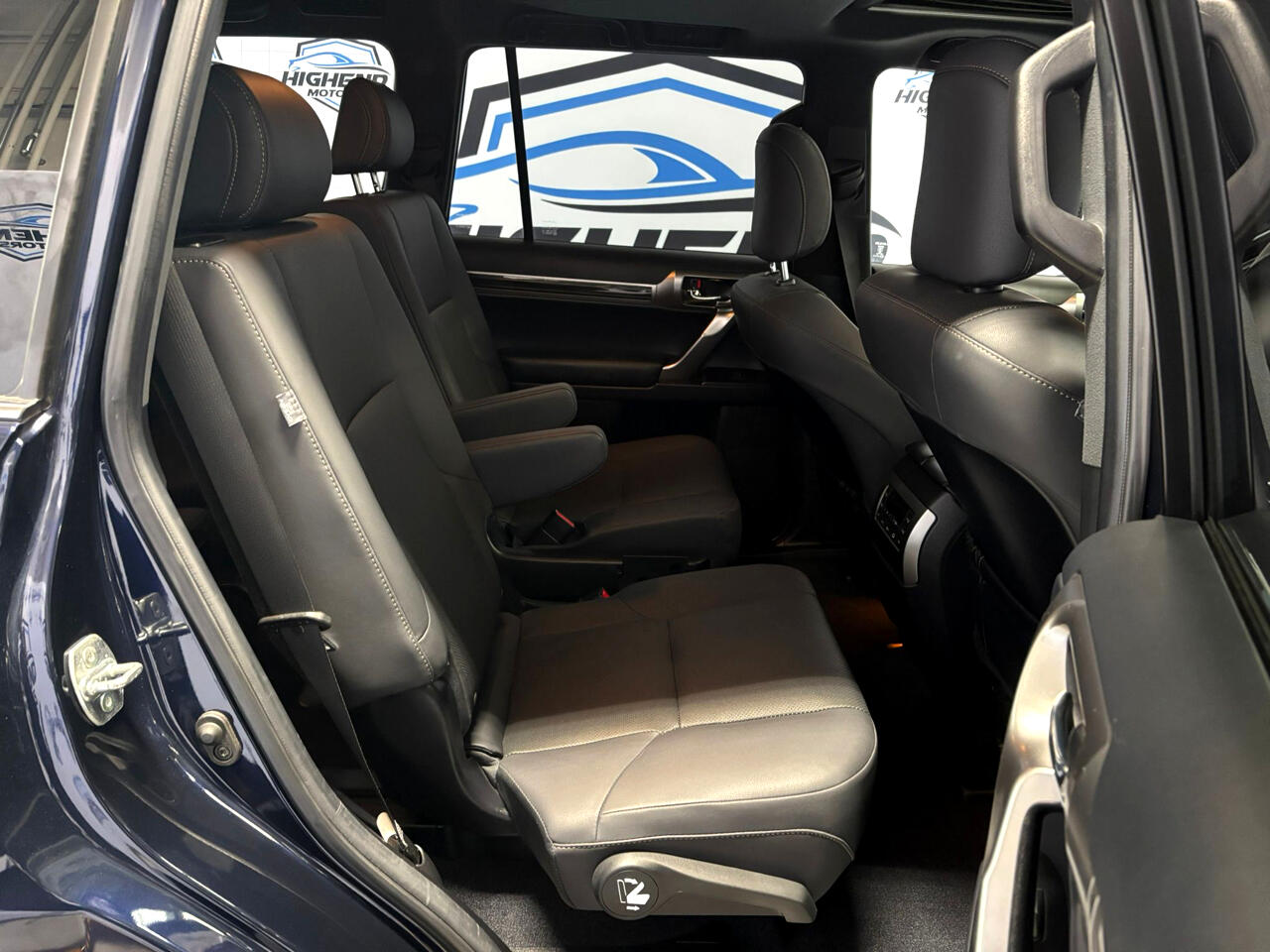 2022 Lexus GX 460 photo 21