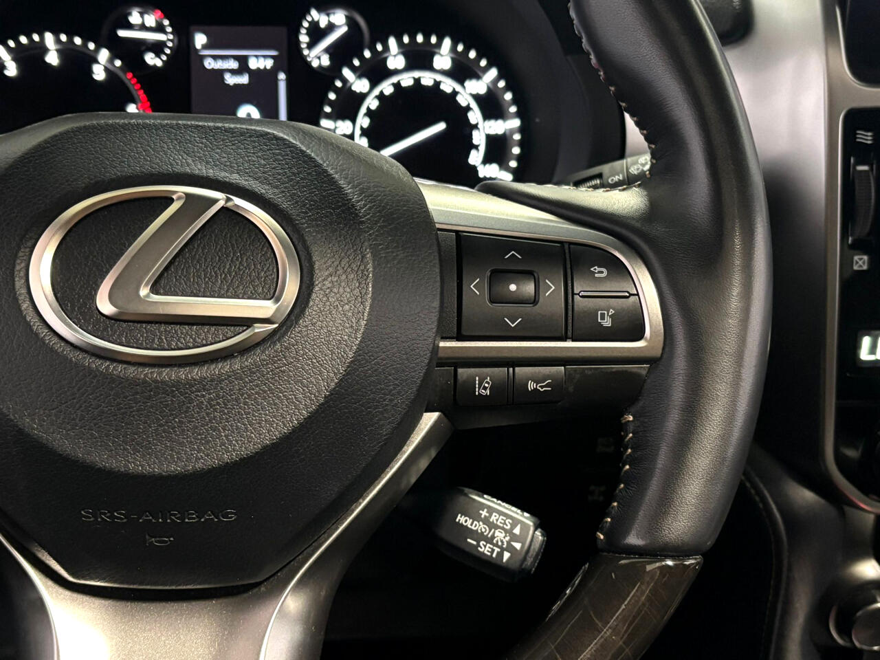 2022 Lexus GX 460 photo 28
