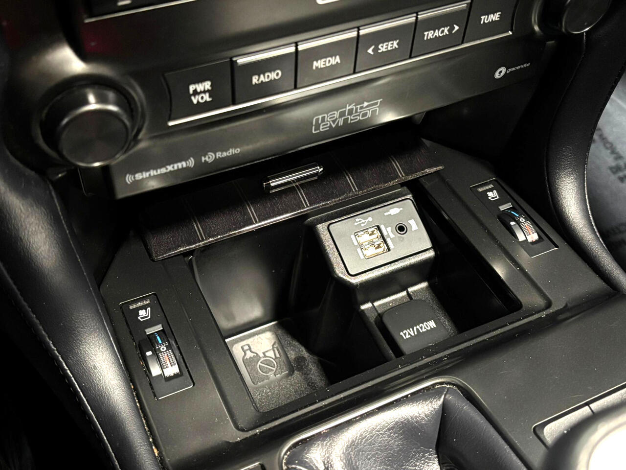 2022 Lexus GX 460 photo 33