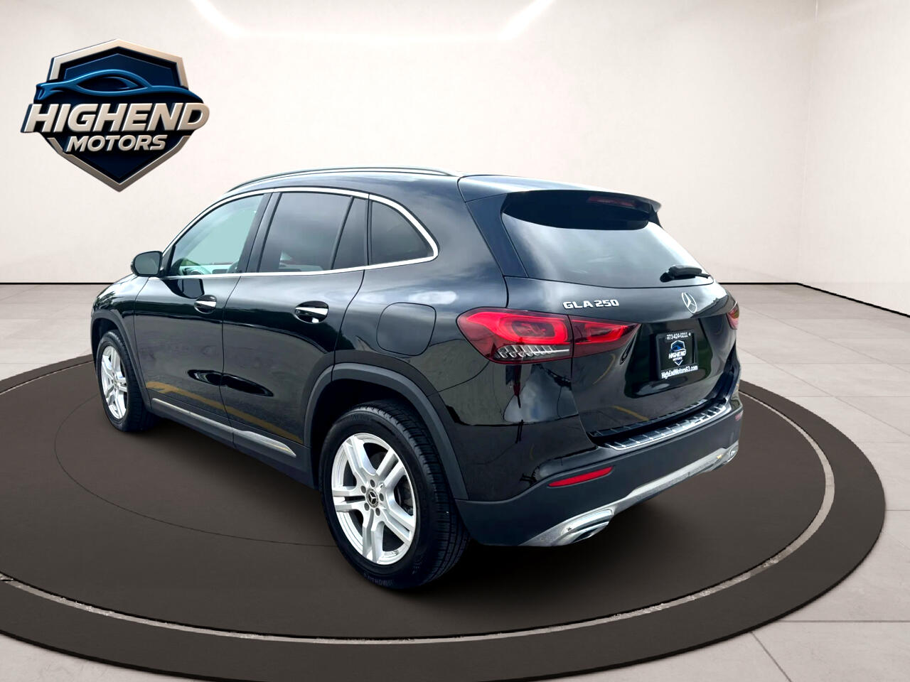 Mercedes-Benz GLA-Class GLA250 2021