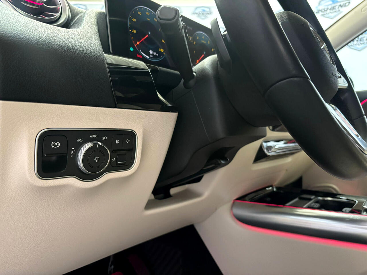 Mercedes-Benz GLA-Class GLA250 2021