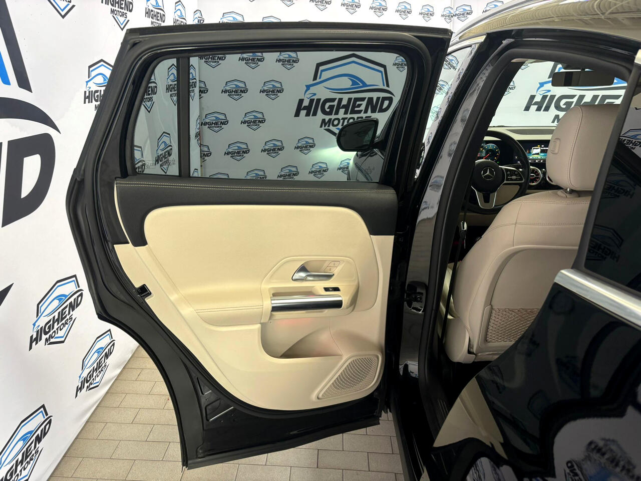 Mercedes-Benz GLA-Class GLA250 2021
