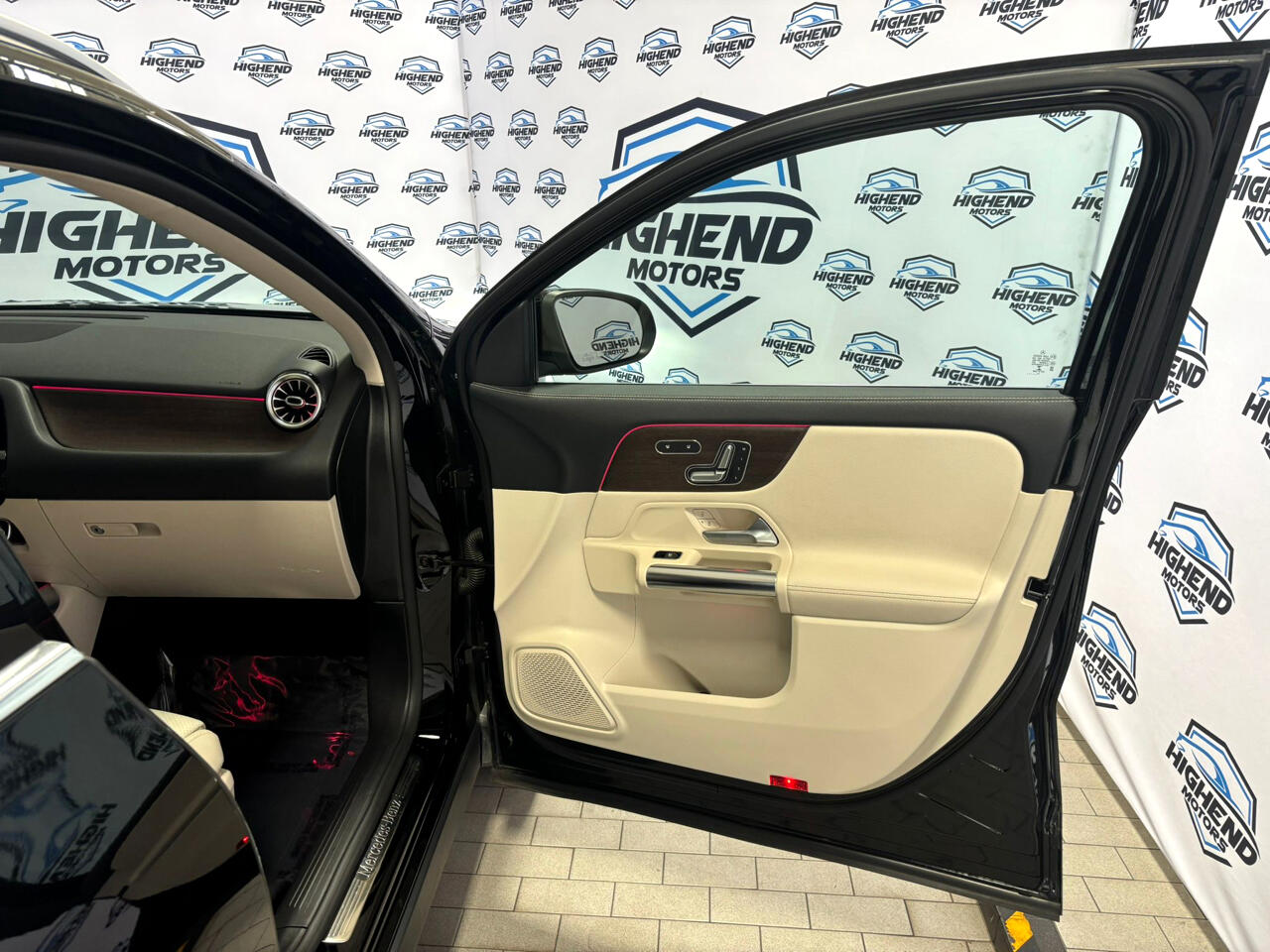 Mercedes-Benz GLA-Class GLA250 2021