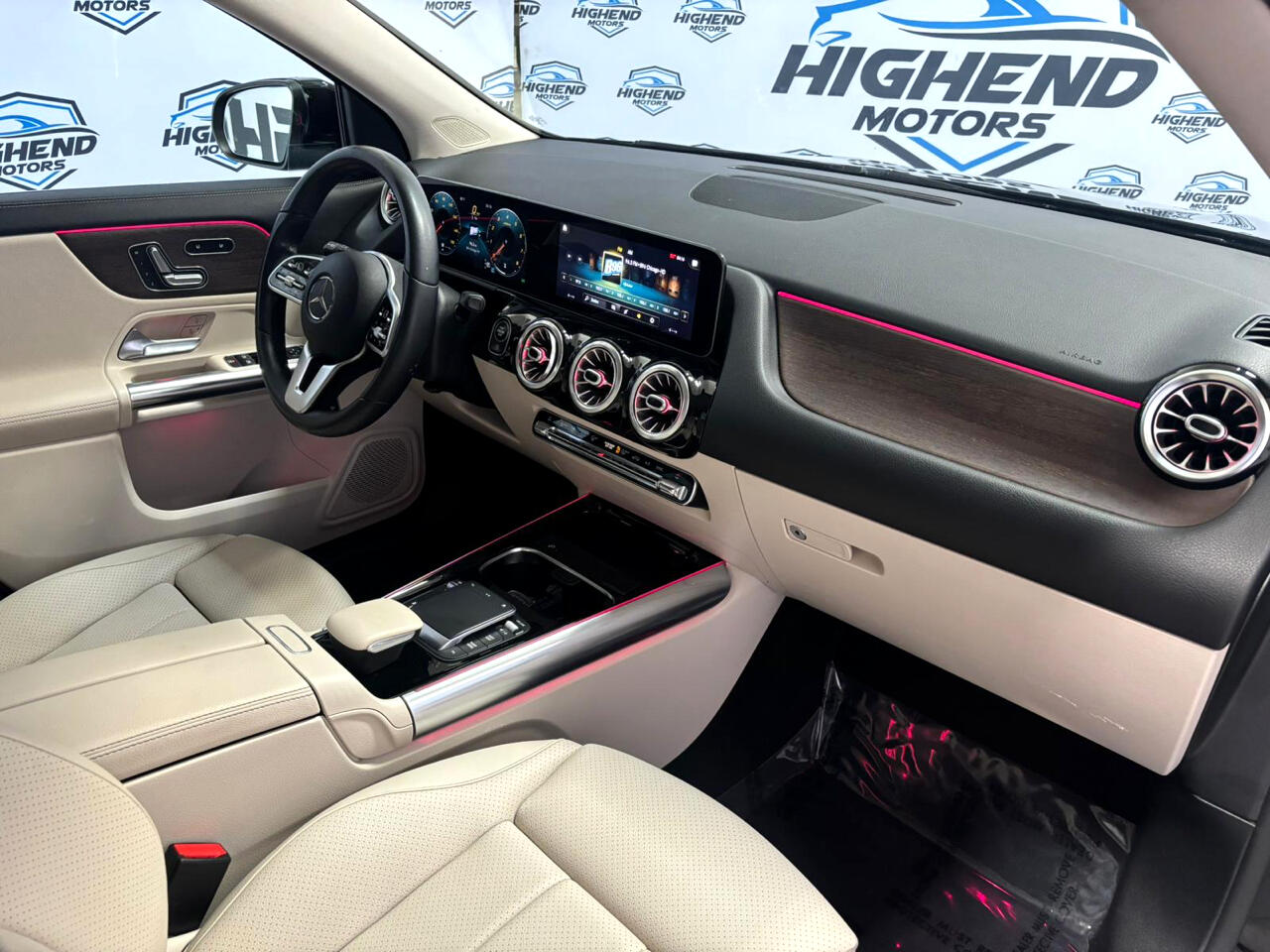 Mercedes-Benz GLA-Class GLA250 2021