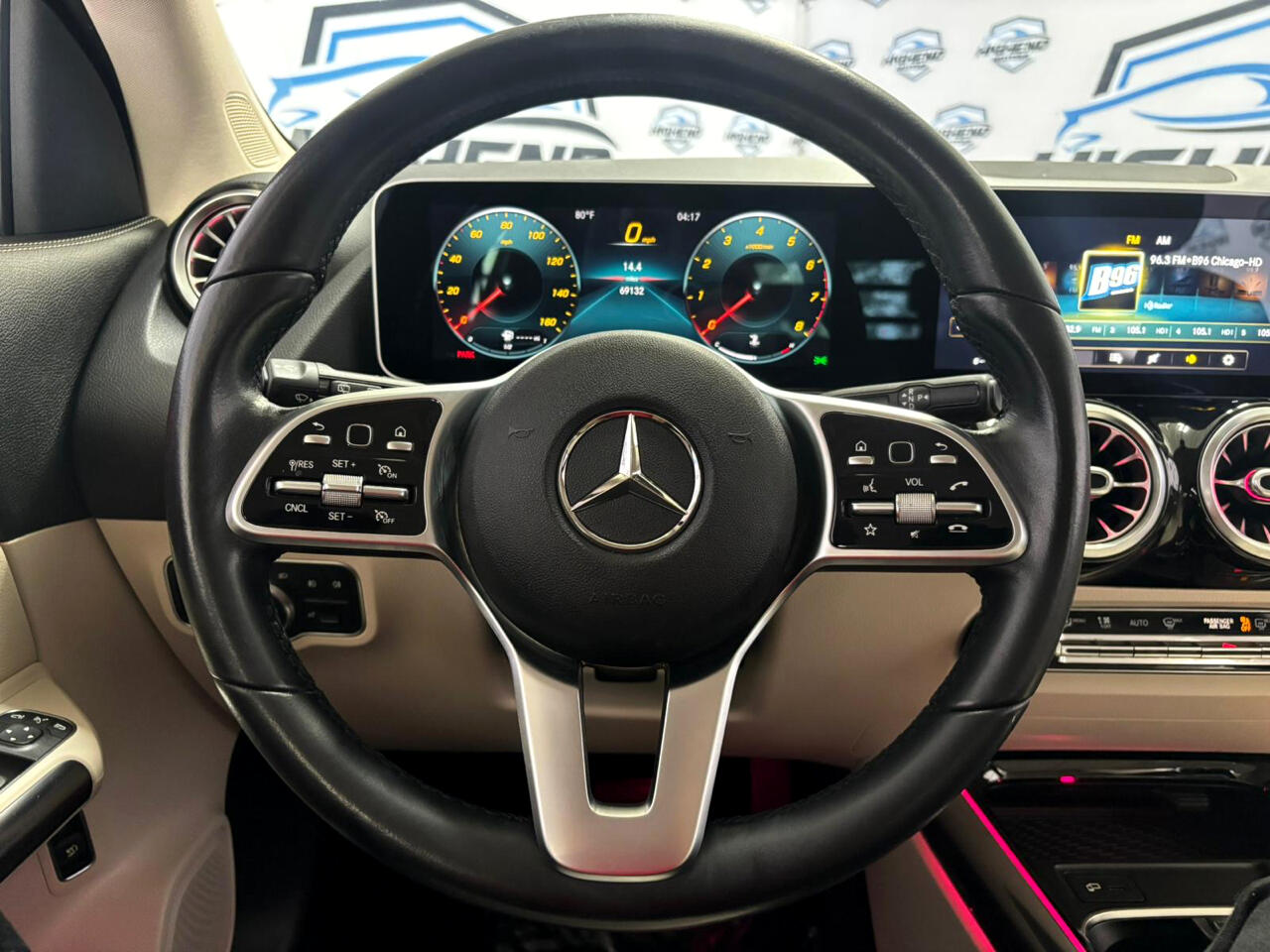 Mercedes-Benz GLA-Class GLA250 2021