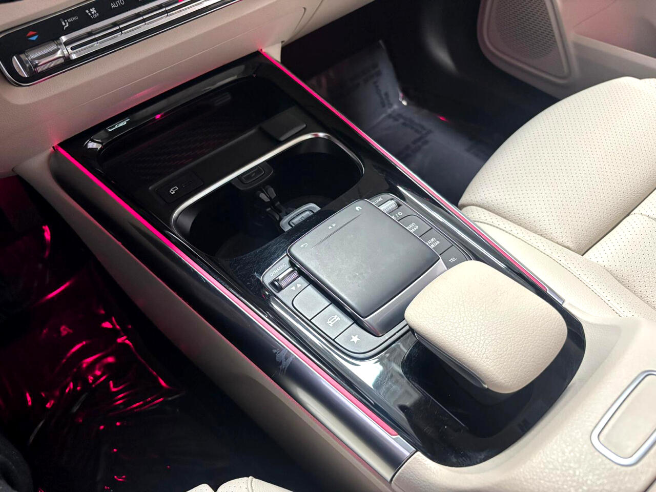 Mercedes-Benz GLA-Class GLA250 2021