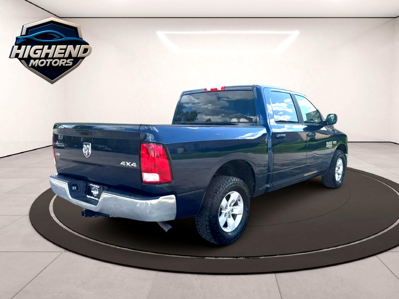 2021 Ram 1500 Classic SLT photo 3