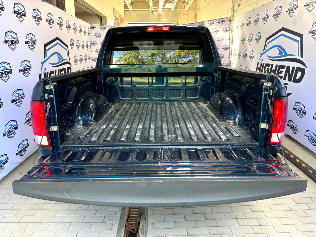 2021 Ram 1500 Classic SLT photo 15