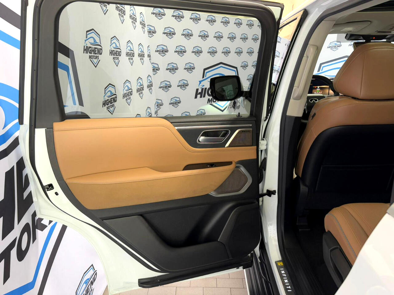 Infiniti QX80 Sensory 4WD 2025