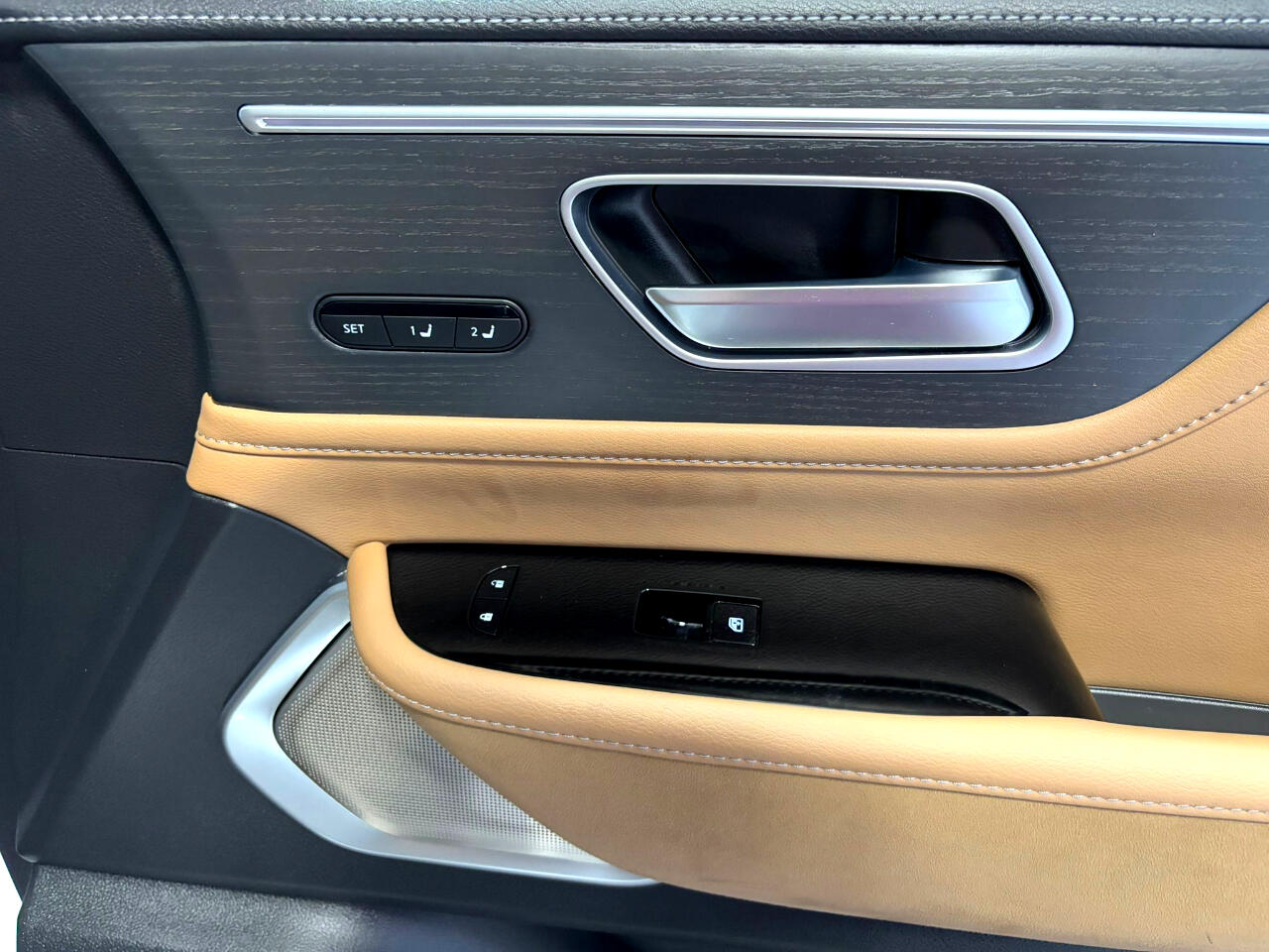 Infiniti QX80 Sensory 4WD 2025