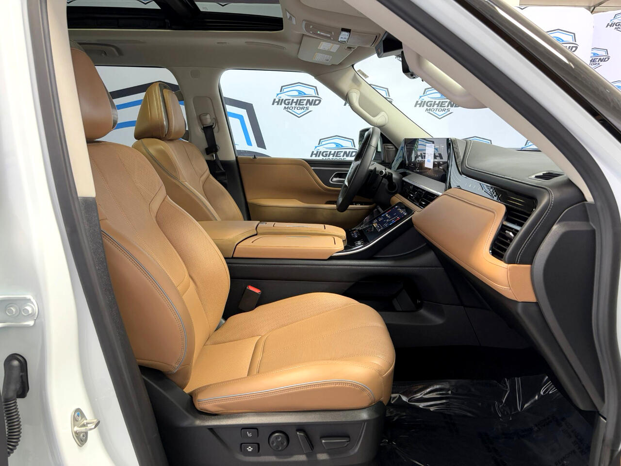 Infiniti QX80 Sensory 4WD 2025