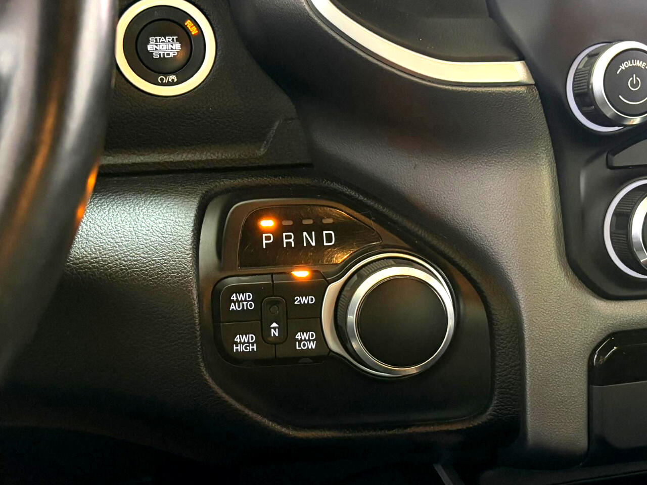 RAM 1500 Big Horn Quad Cab 4WD 2022