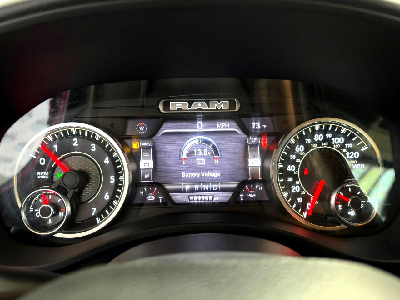 RAM 1500 Big Horn Quad Cab 4WD 2022