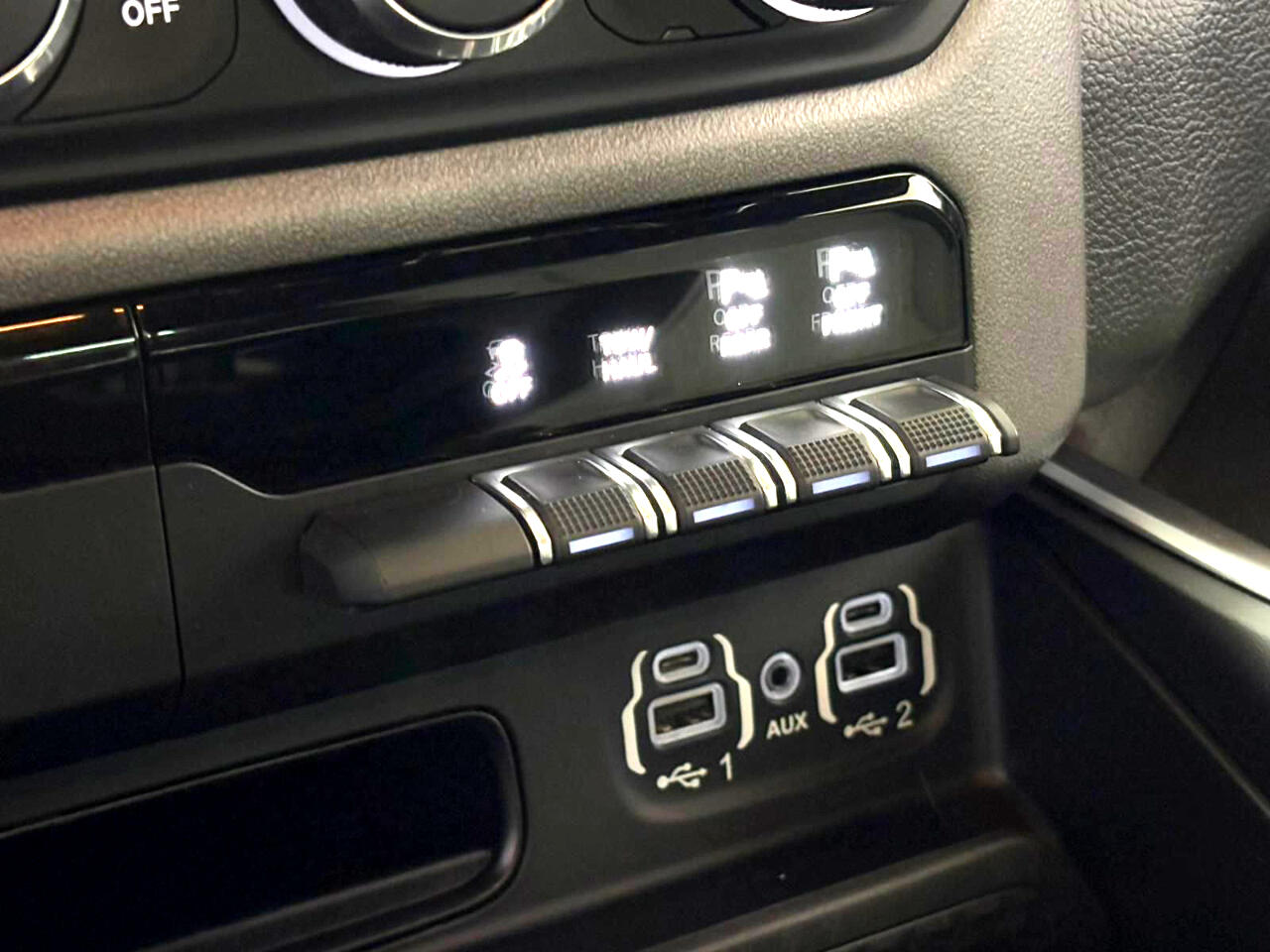 RAM 1500 Big Horn Quad Cab 4WD 2022