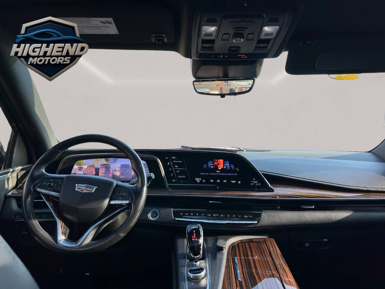 Cadillac Escalade Premium Luxury AWD 2021