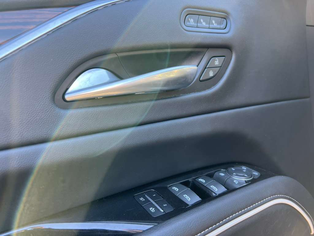 Cadillac Escalade Premium Luxury AWD 2021