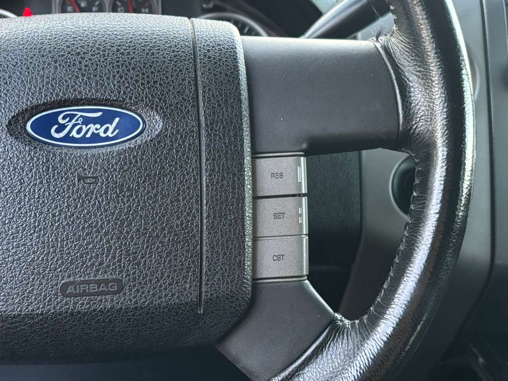 Ford F-150  2004