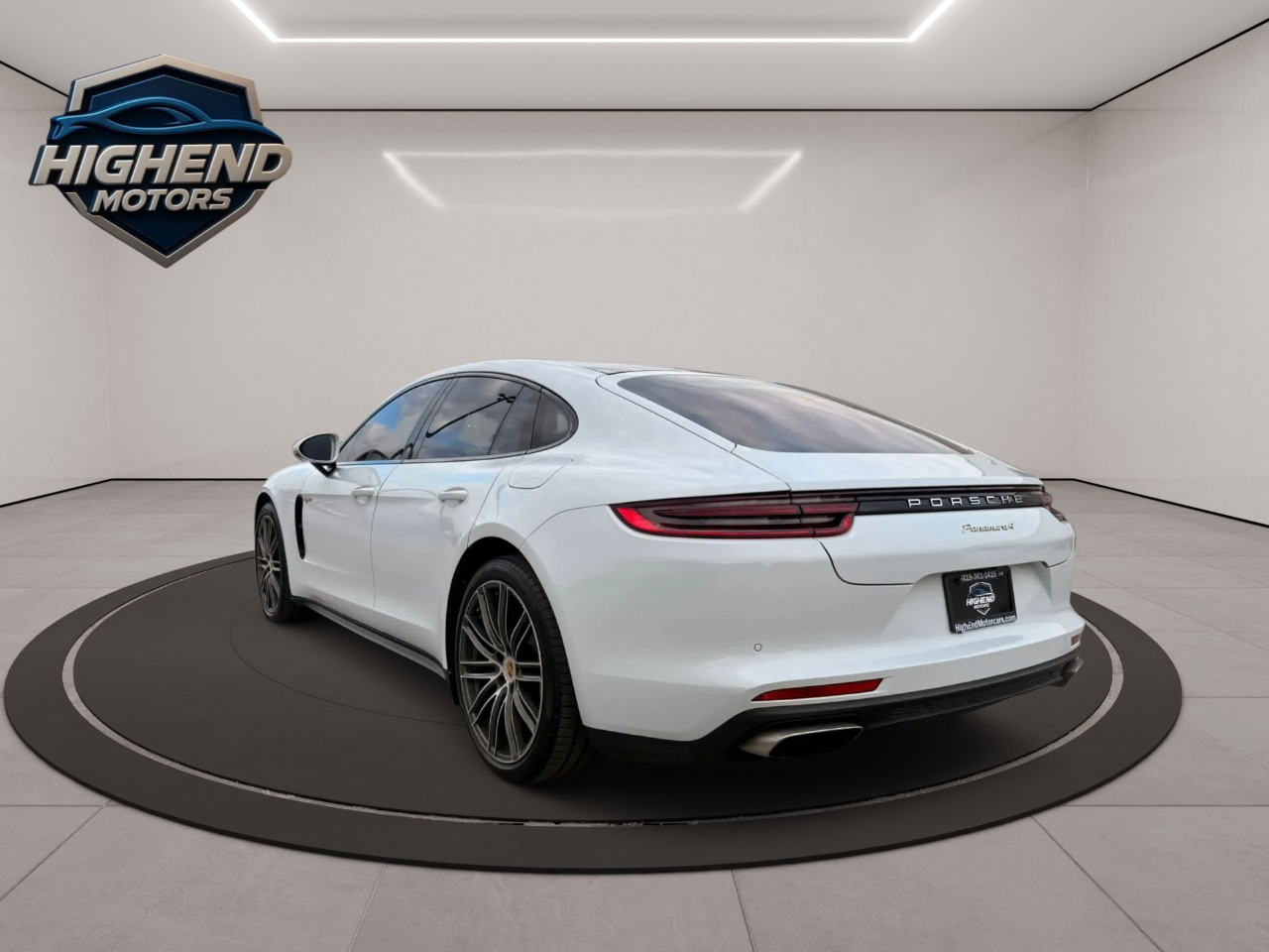 2018 Porsche Panamera 4 E-Hybrid photo 3