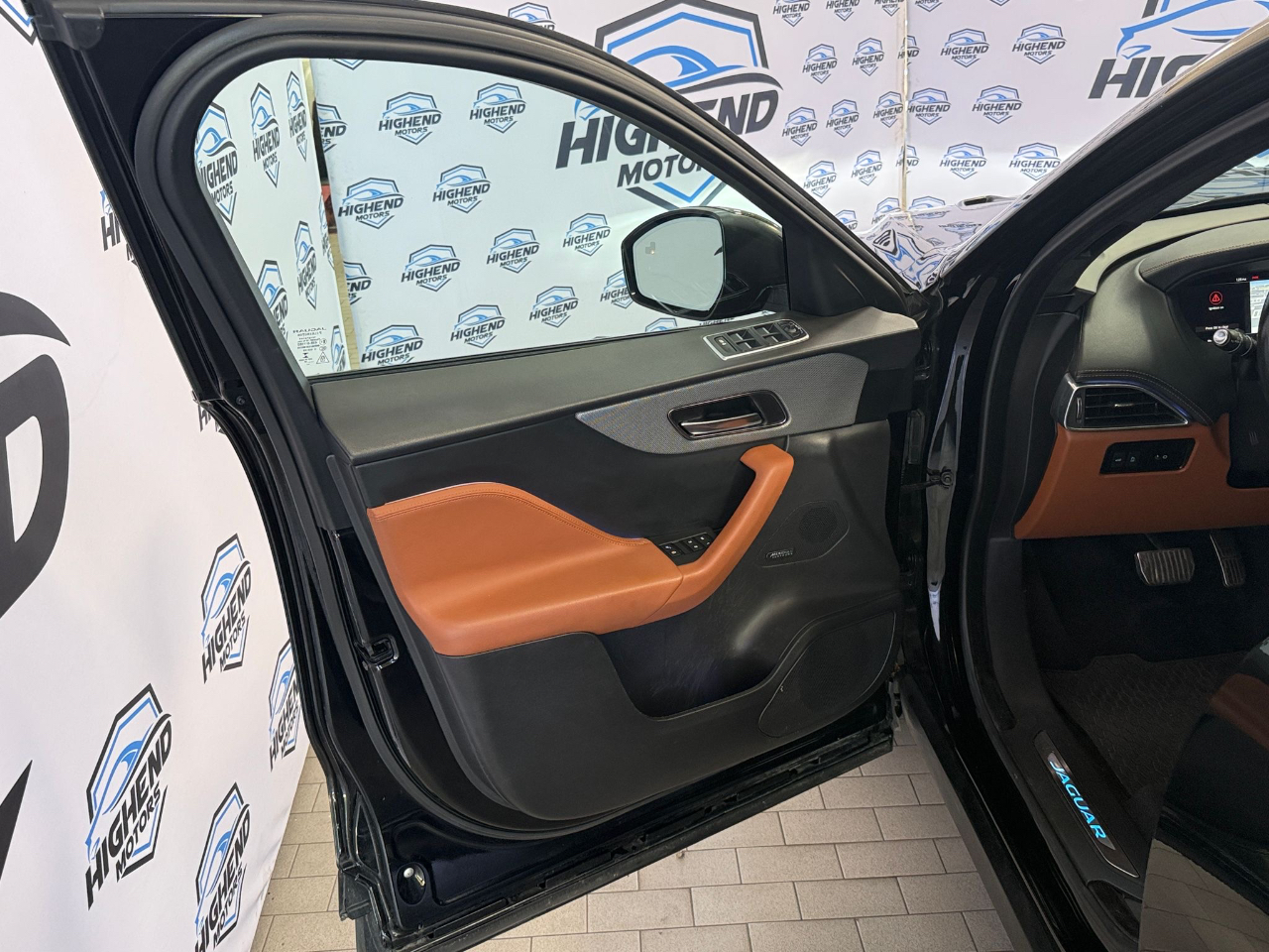 Jaguar F-Pace SVR 2020