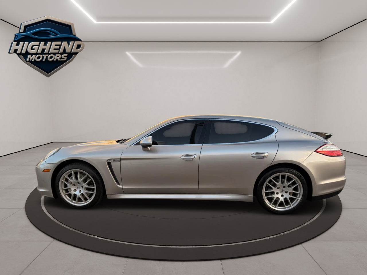 Porsche Panamera 4S AWD 2010