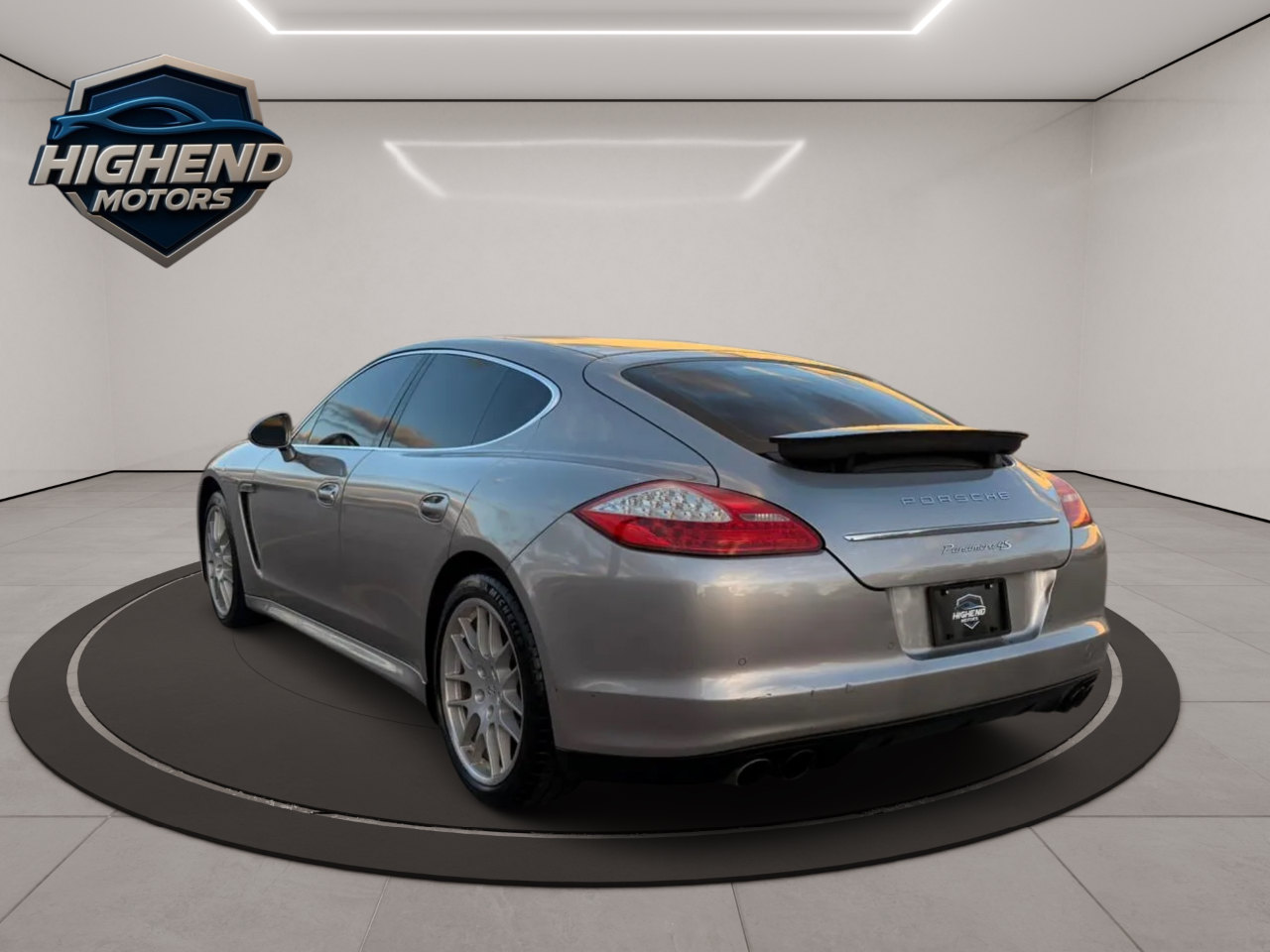 Porsche Panamera 4S AWD 2010