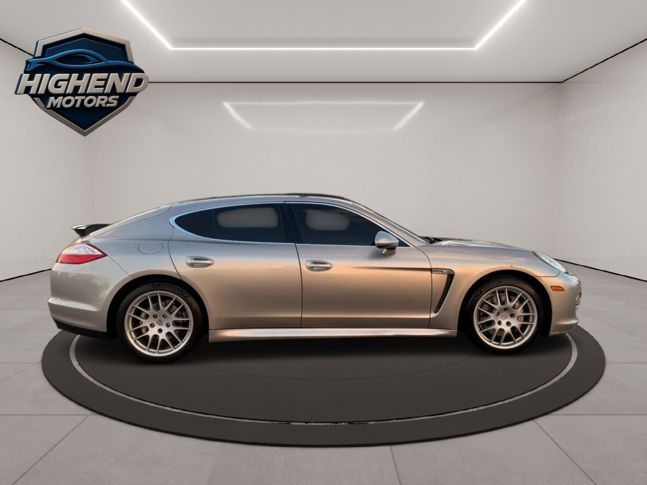 Porsche Panamera 4S AWD 2010