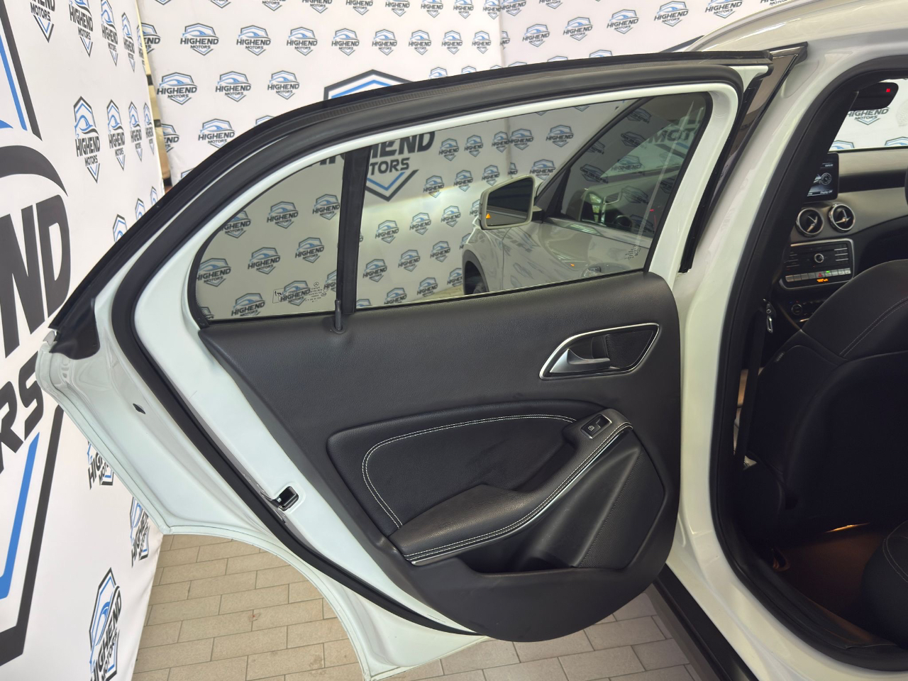 Mercedes-Benz GLA-Class GLA250 4MATIC 2019