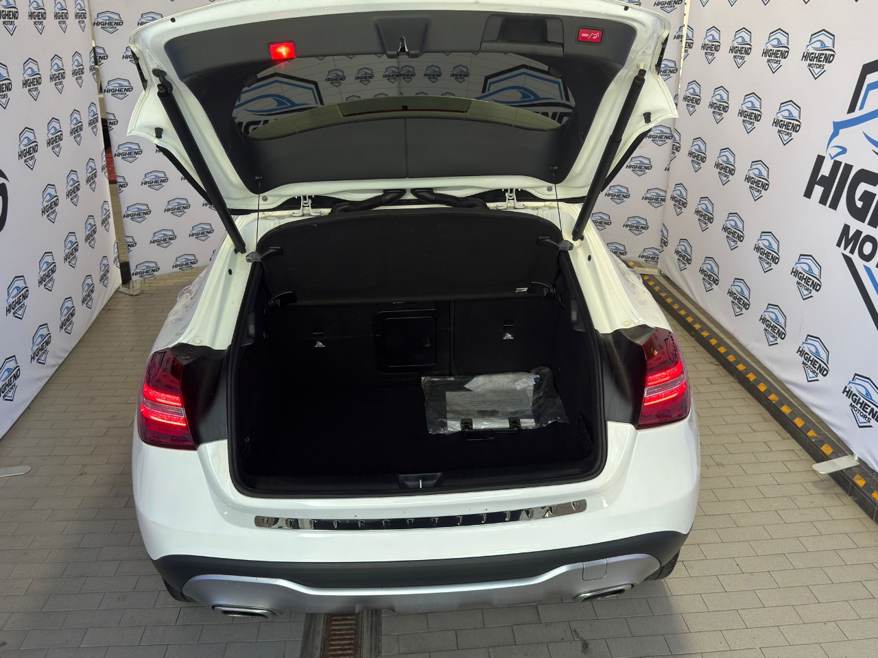 Mercedes-Benz GLA-Class GLA250 4MATIC 2019